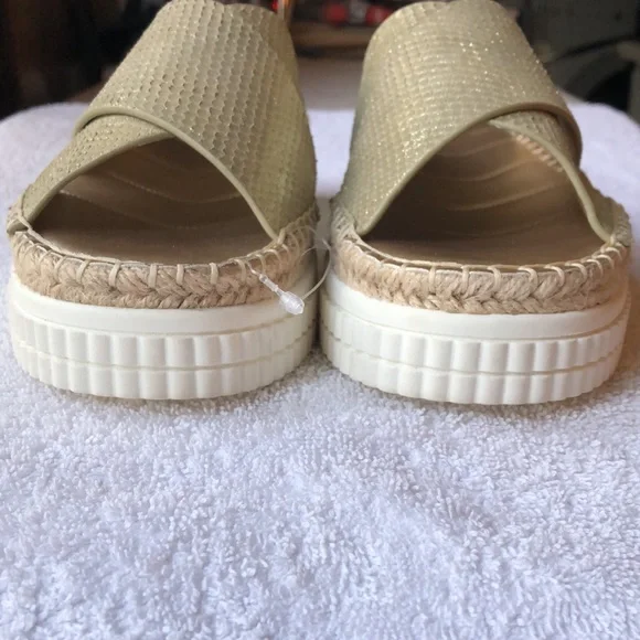 * LAST CHANCE**NWOT! Franco Sarto Platform / espadrille style sandals - Picture 2 of 9